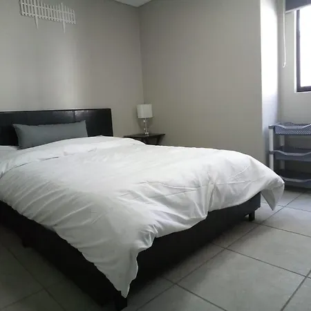 Cosmopolitan Accommodation Group Johannesburg Exterior photo